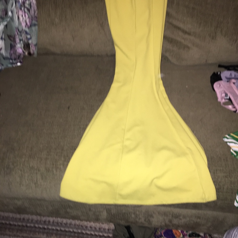 Yellow pants